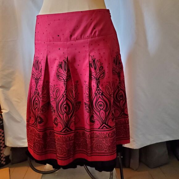 Apt. 9 Dresses & Skirts - Apt 9 Red & Black Floral Boho Layered Skirt, Size 8